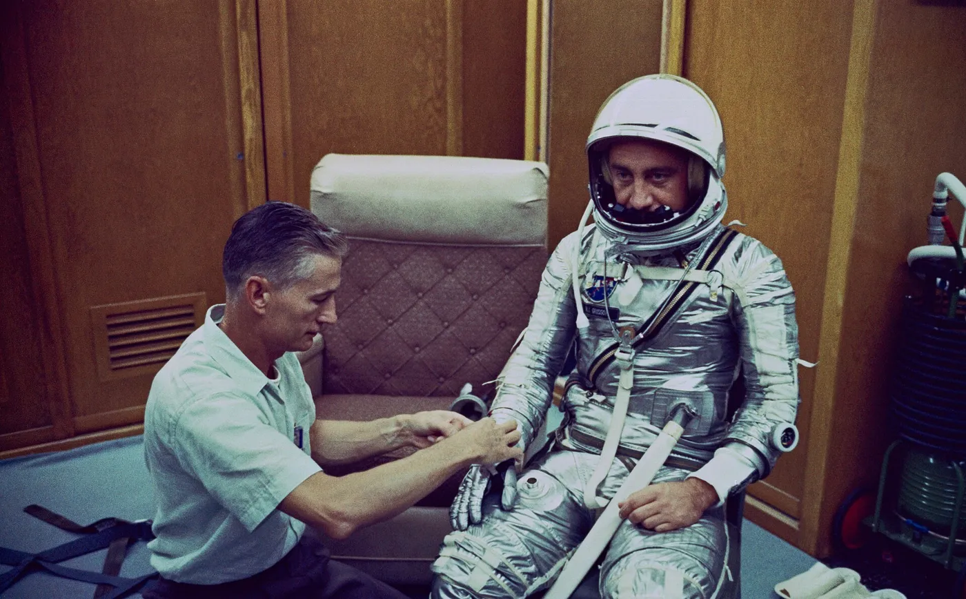 Astronaut Grissom dons spacesuit for Mercury Redstone 4 mission
