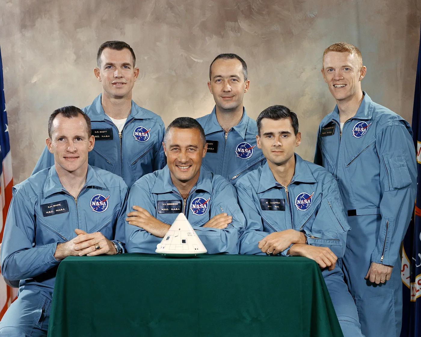 Załogi misji Apollo 1 S66 30238