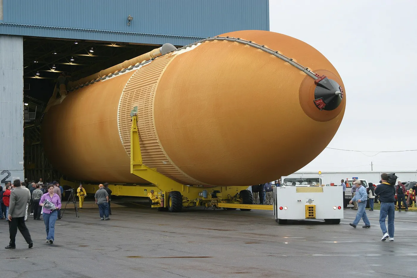 ET leaves MAF
