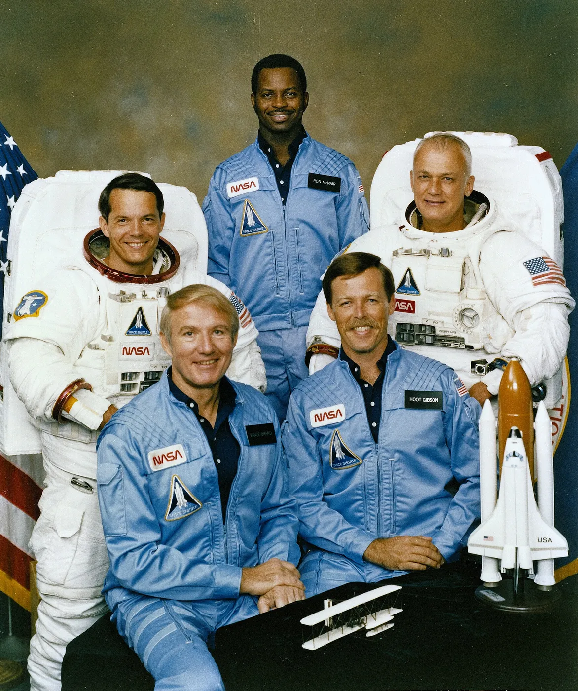 STS 41 B crew