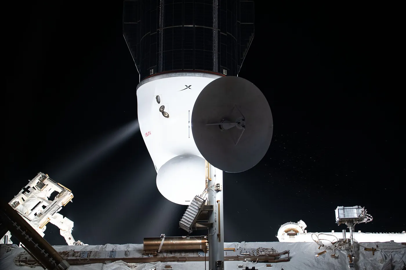 Iss066e125277