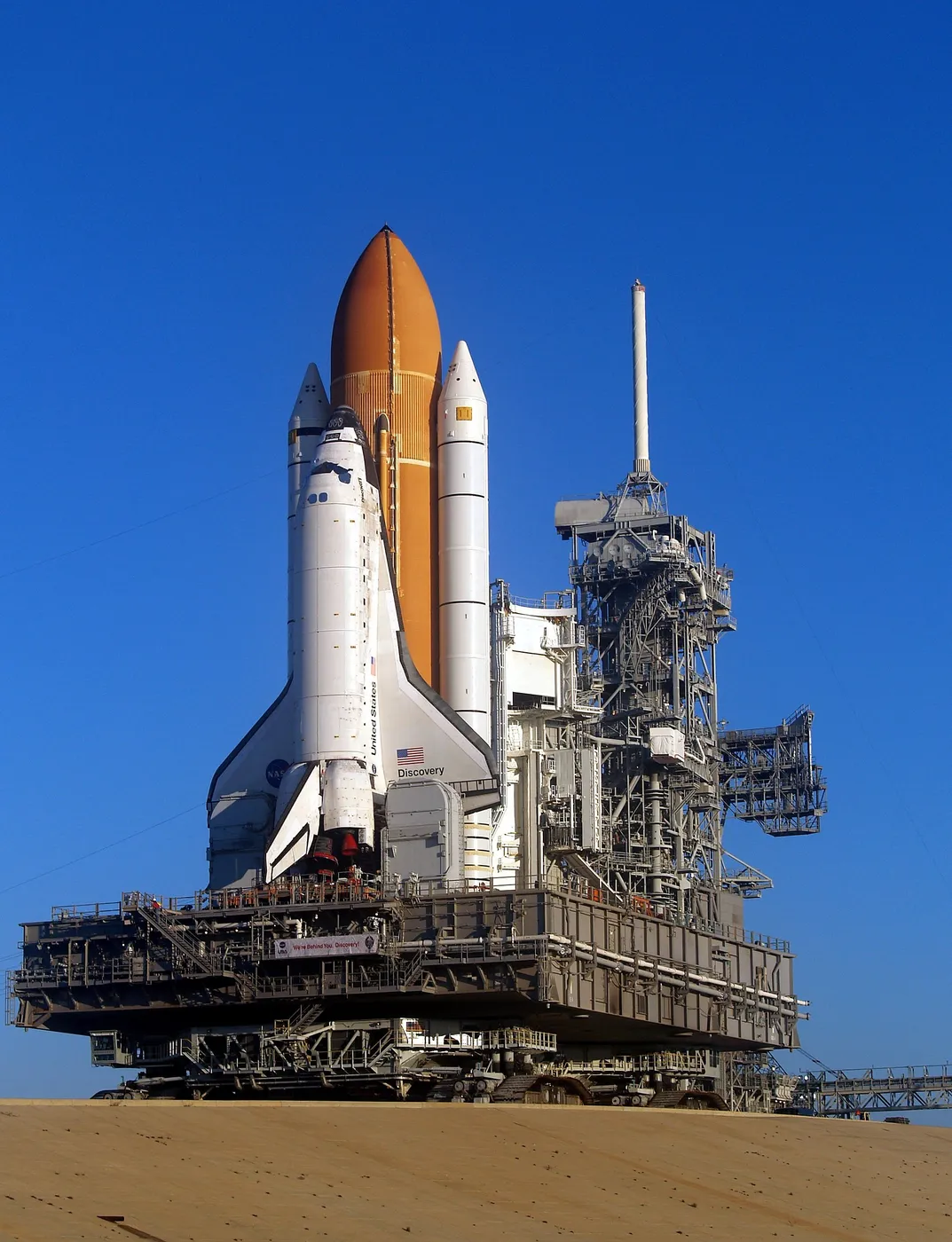 Rollout of Space Shuttle Discovery on November 15, 2006 for Mission STS-116.