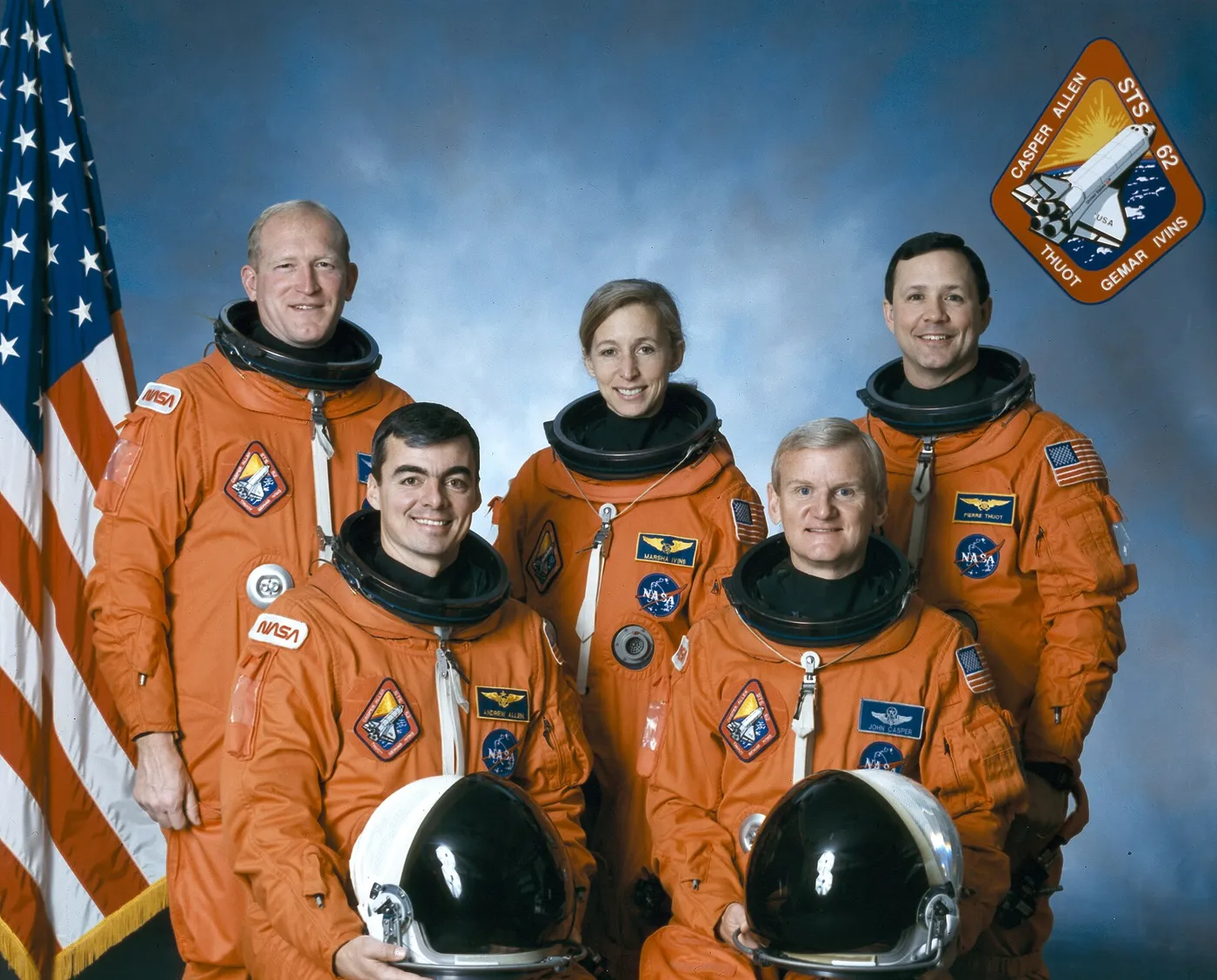 Sts 62 crew