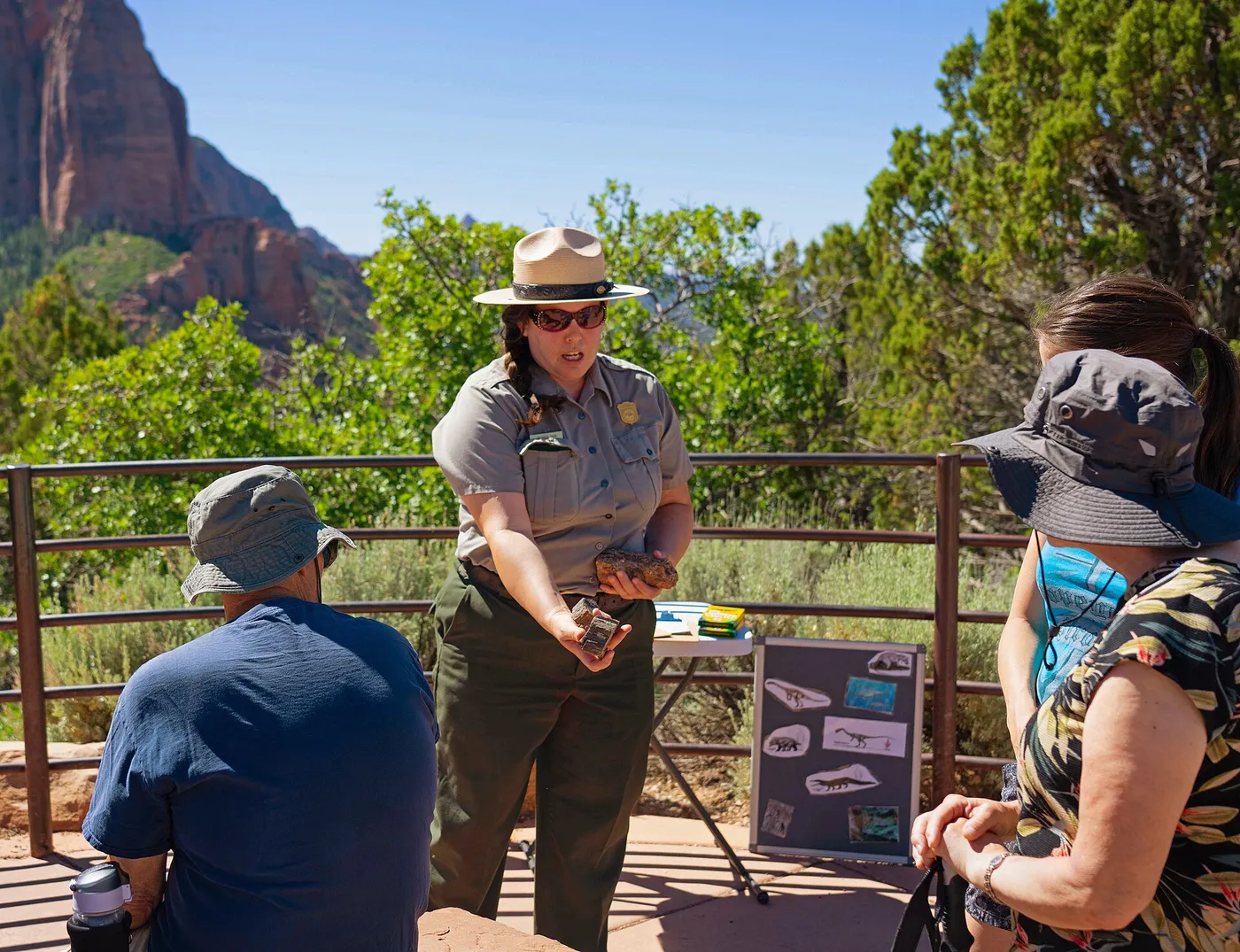 Ranger Sara gives a talk at Timber Creek Overlook in Kolob Canyons