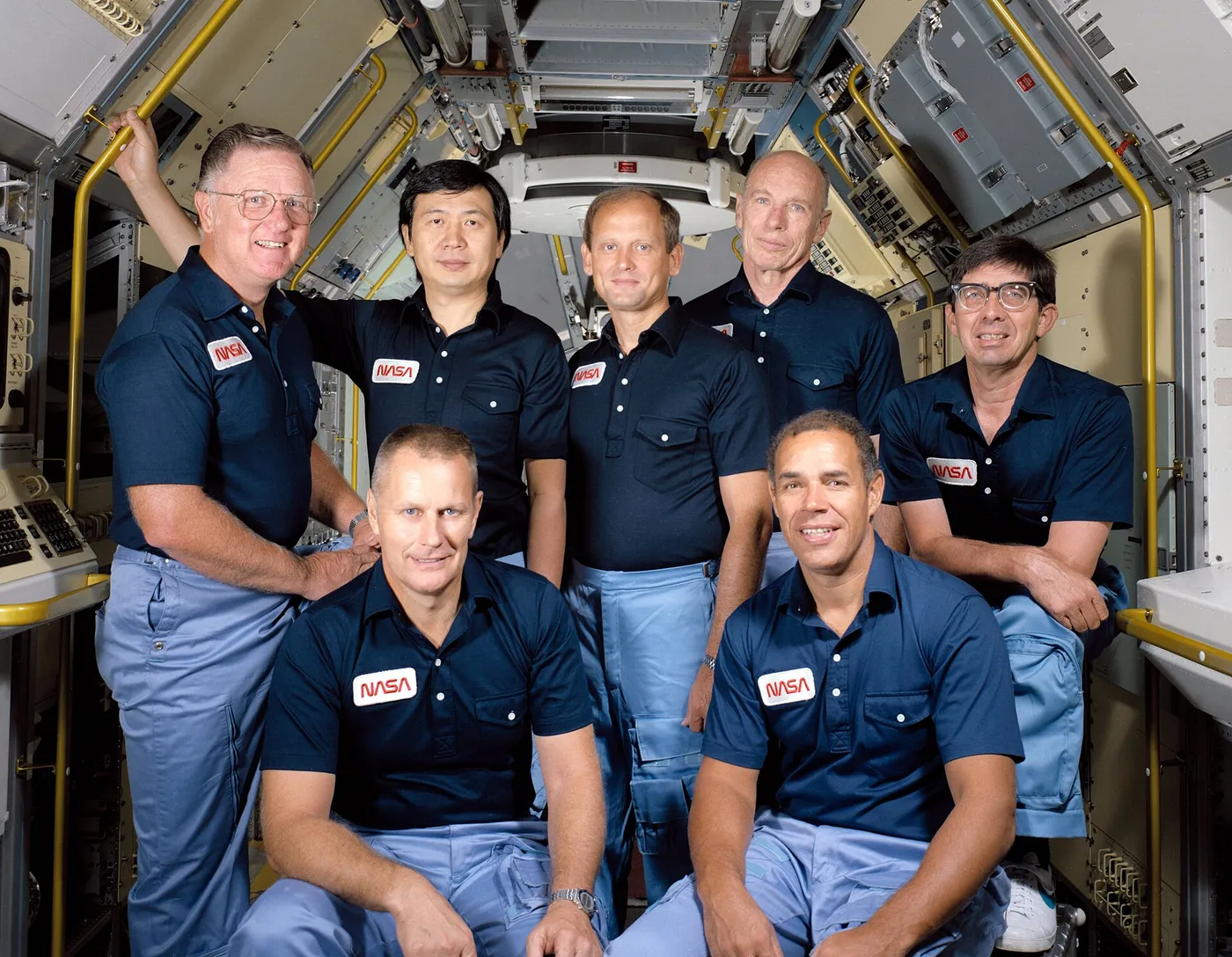 STS 51 B crew