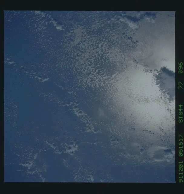 S44 77 096 Earth observations taken during the STS 44 mission DPLA 729be081f82a93ded9f0d9848f09b431