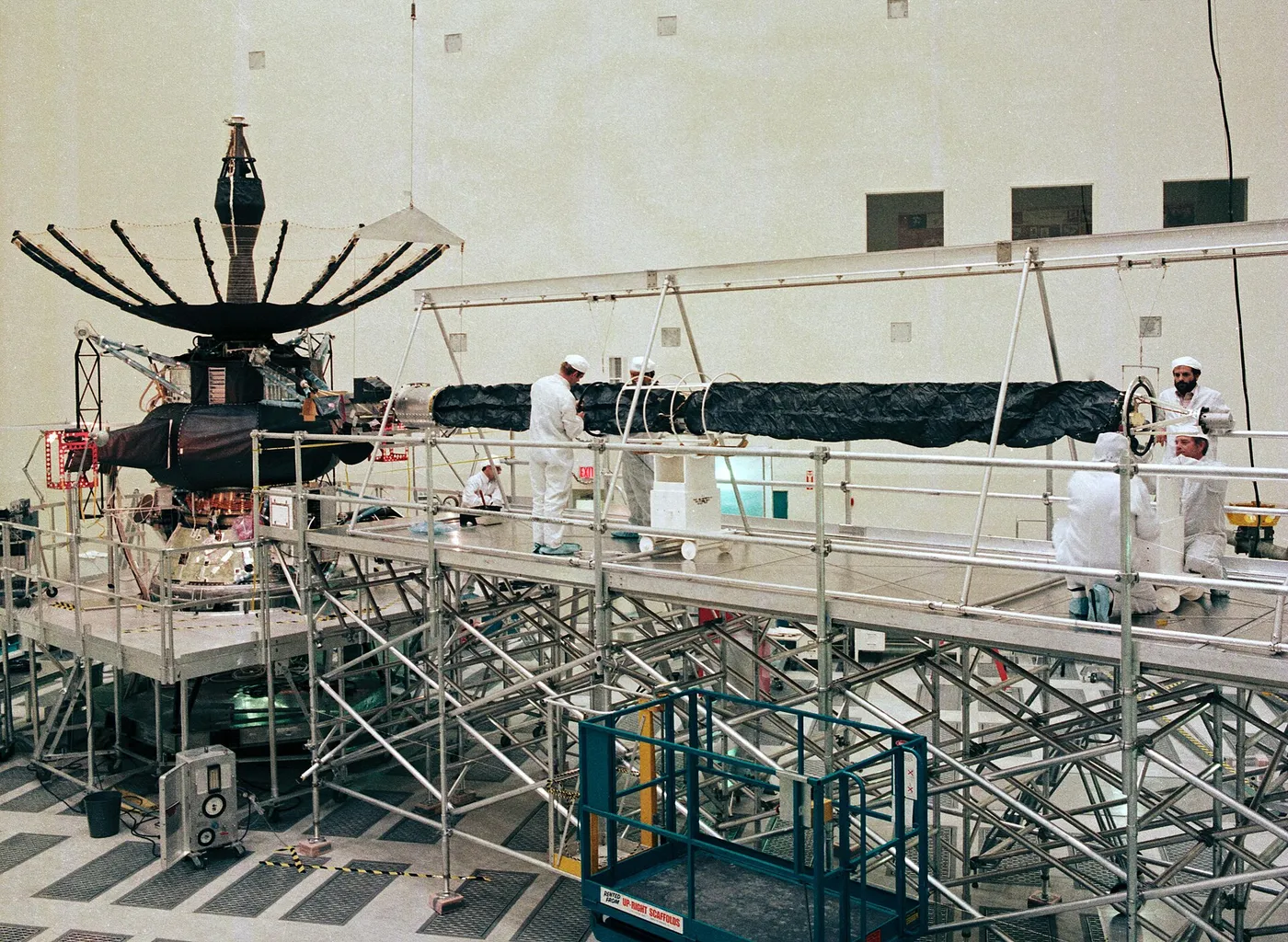 Galileo in JPL's High Bay 1