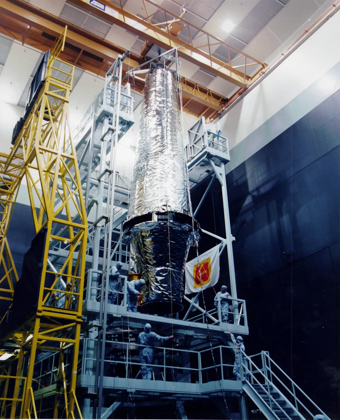 Chandra X-ray space observatory of the NASA : Observatory Integration and Assembly