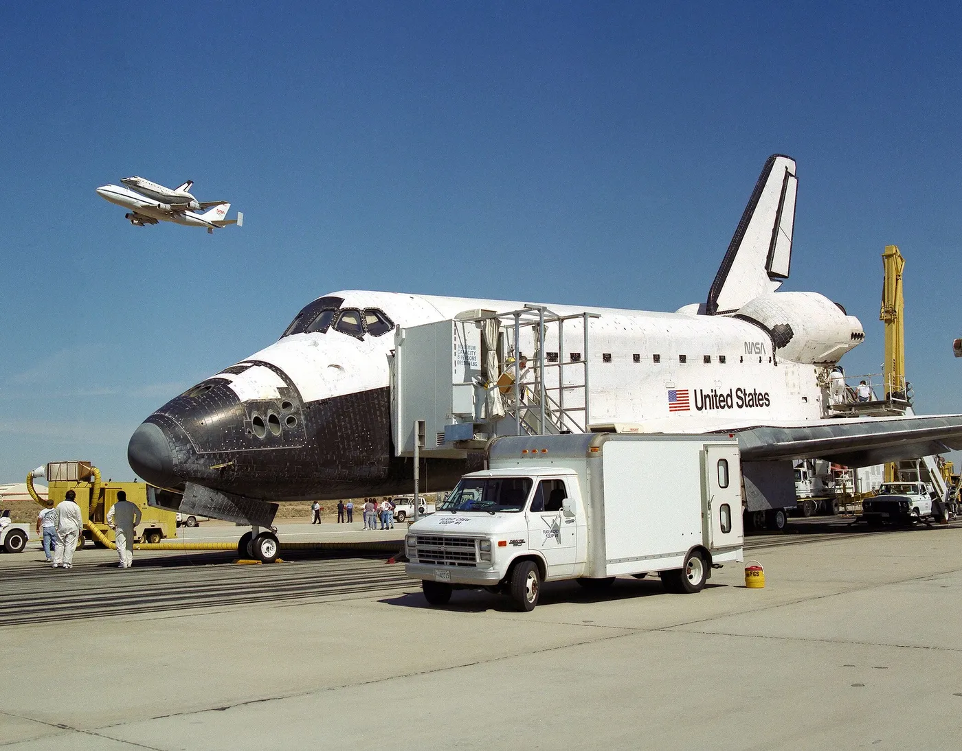Endeavour with Columbia Ferry Flyby 001996