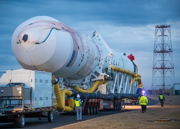 20140105 Antares CRS Orb 1 rocket rollout