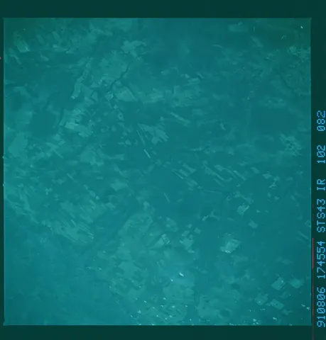 S43 102 082 STS 43 earth observations DPLA 3ef5cd0eb3feed7aae017e281639f58a