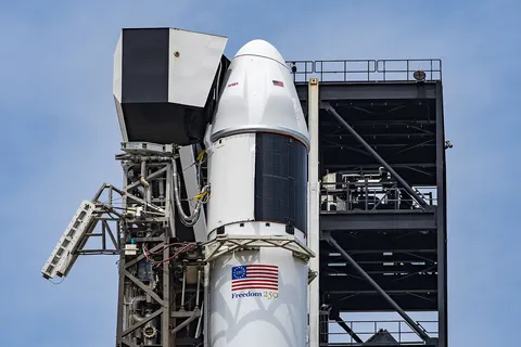 NASA's SpaceX CRS 34 Vertical at SLC 40