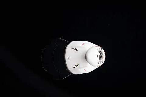 Iss066e125299