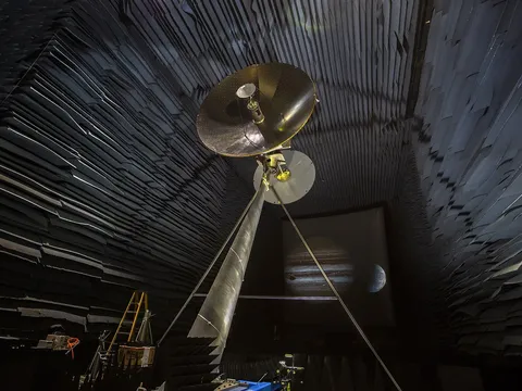 PIA22773 Europa Clipper Antenna Prototype