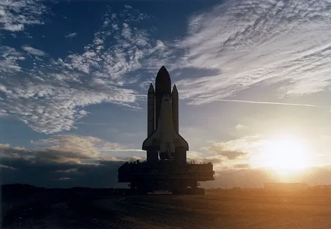 STS 83 Rollout 000789