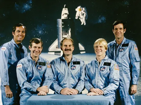 STS 41 C crew