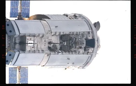 334 030 View of the ISS taken during approach to docking DPLA 10c89505f885c0f1333a467df46628e6