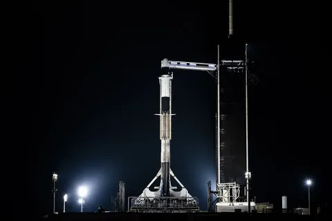NASA SpaceX CRS 27 Vertical at LC 39A