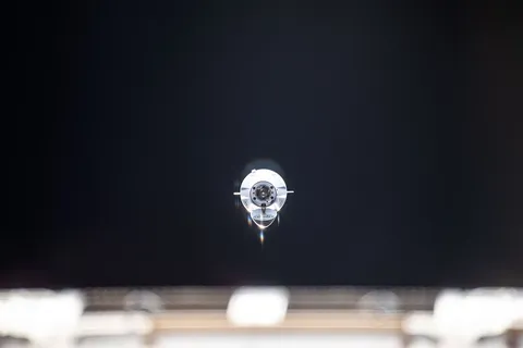 The SpaceX Dragon cargo craft approaches the International Space Station