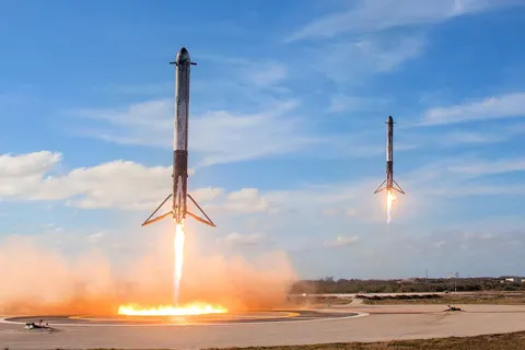 Falcon Heavy Side Boosters landing on LZ1 and LZ2