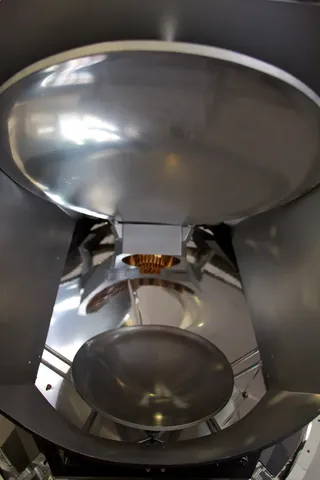 Planck model, showing the primary and secondary mirrors, and the focal plane array.