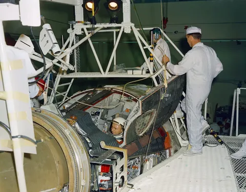 TEST GEMINI TITAN 10 MCDONNEL AIRCRAFT CORP , MO