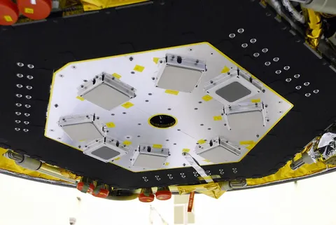 Phoenix landing radar
