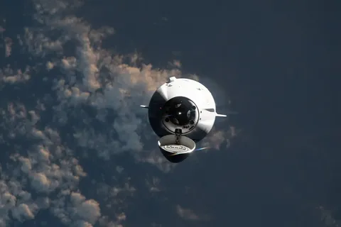 iss070e022160 (Nov. 11, 2023) --- The SpaceX Dragon cargo craft, on the company's 29th commercial resupply mission for NASA, approaches the…
