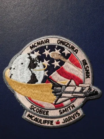 Gestickter Aufnäher der Challenger Mission STS-51-L - Wir werden immer an Euch denken.