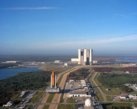 STS 36 Rollout 000680