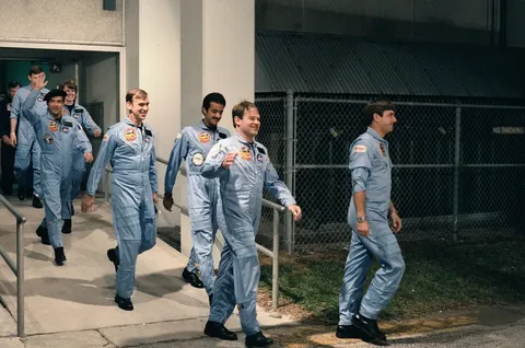 STS 51 G crew head to launchpad