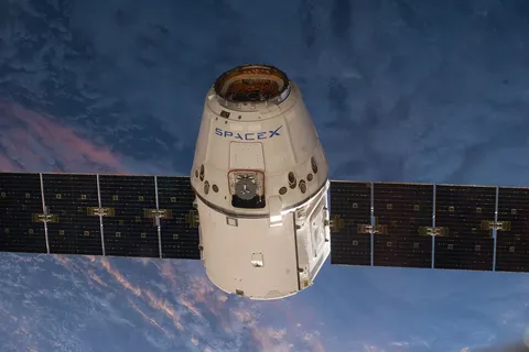 Arrival of CRS 3 Dragon at ISS